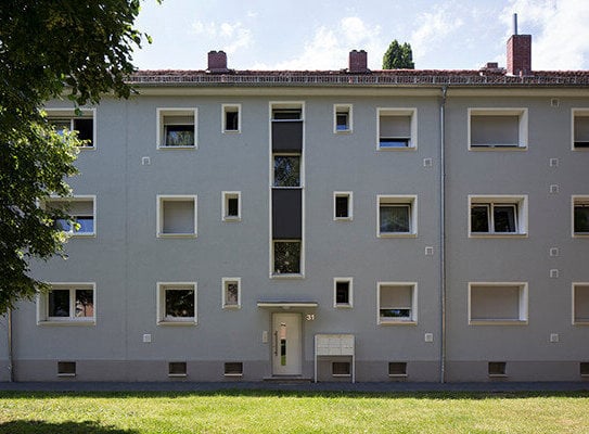 Aufgepasst: 1-Zimmerwohnung mit Einbauküche und schönem Balkon!