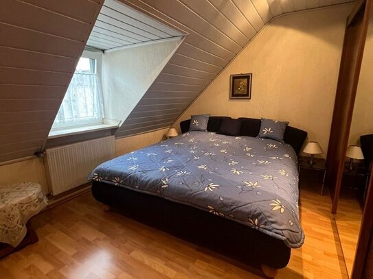 Zentrale 3 Zimmer Wohnung mit Stellplatz & neuer Küche