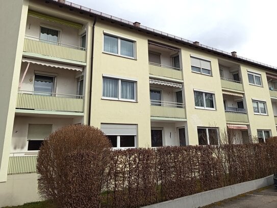 RESERVIERT - 3 ZKB im Hochpaterre mit Balkon - ruhige Lage