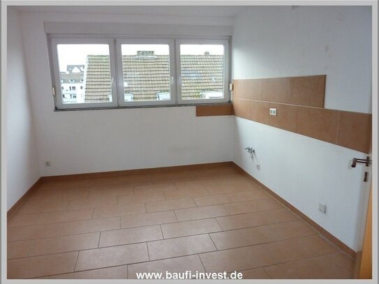 + + + 3 Zi-Maisonette-WHG. GEHOBENE AUSSTATTUNG, BALKON, NIEDRIGENERGIEHAUS + + +