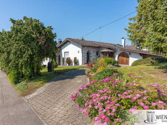 Bungalow mit traumhaften Grundstück und Fernsicht, plus Nebengebäude als Hobby oder Werkstatt nutzbar