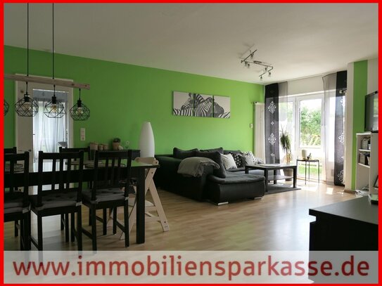 Für Familien oder Paare - schöne Wohnung mit Terrasse und Garten!