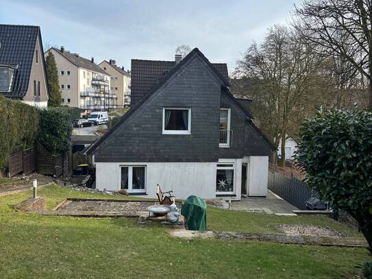 Charmantes Einfamilienhaus mit großzügigem Grundstück in Wuppertal Ronsdorf
