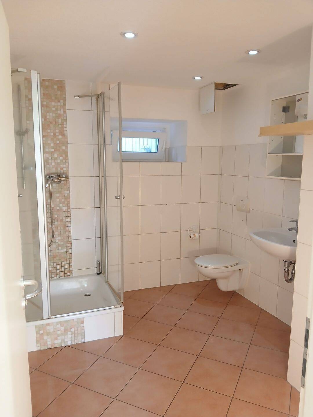                                                               TOP gepflegte 3-Zimmer-Erdgeschosswohnung in Camburg                                                       in Dornburg (Limburg-Weilburg)