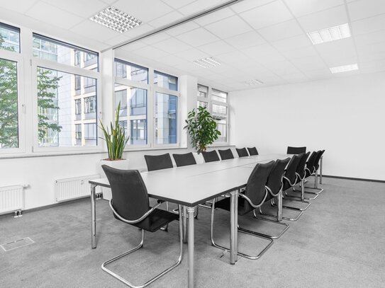 Privater Büroraum für 4 Personen in Regus Frankfurt, Römerhof