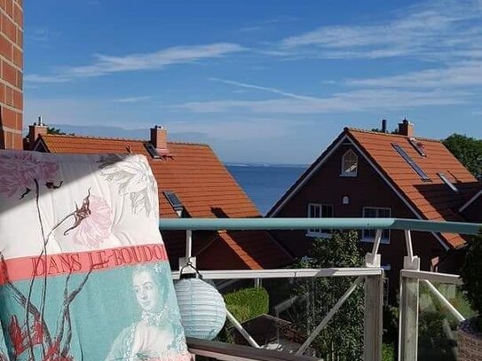 TIMMENDORFER STRAND NIENDORF BESTLAGE mit OSTSEEBLICK Schöne Maisonette als FeWo. oder Selbstnutzung