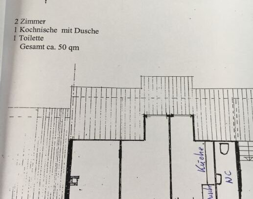 Ruhige kleine DG-Wohnung