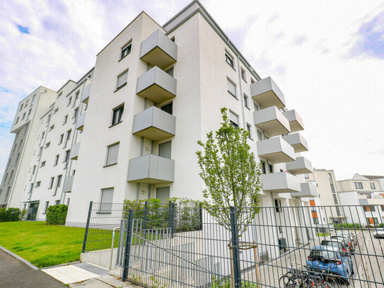 Traumhafte 2 - Zi. - Wohnung mit Balkon, EBK und Tiefgaragenstellplatz am Stadttor Bonn-Beuel!