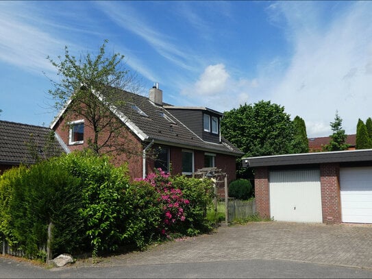 Tolles Familienhaus in Toplage mit möglichem Bauplatz.