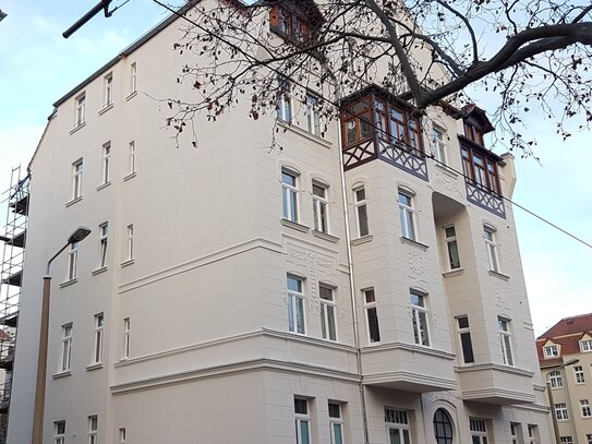 Stilvolle Altbauwohnung mit Balkon in der Südvorstadt