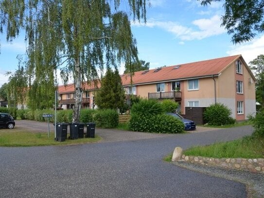 ruhige Lage - EG - Westterrasse - 1 Kfz-Stellplatz