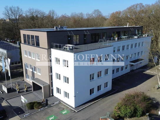 Modernes Bürogebäude in Hamburg-Langenhorn