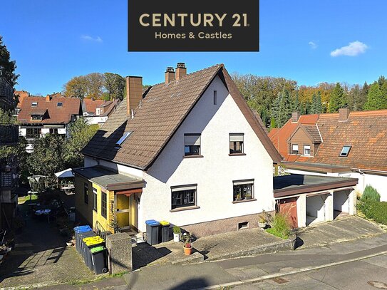 Charmantes 1-2 Familienhaus mit Garten und Garage in ruhiger Lage von Altenwald