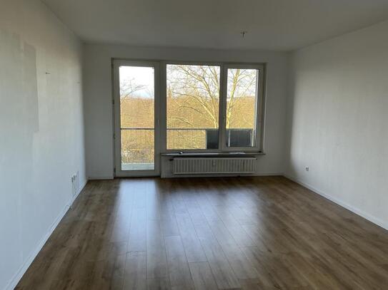 2-Zimmer-Wohnung mit Balkon in ruhiger Lage - WBS notwendig!