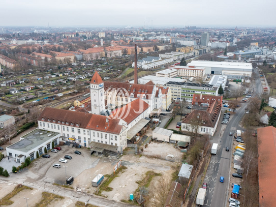 Freies, lichtdurchflutetes Loft in historischen Anwesen - sofort provisionsfrei mieten!