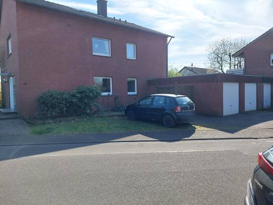 ## 3 Zimmer Wohnung in ruhiger Wohnlage mit Garten und Garage ##