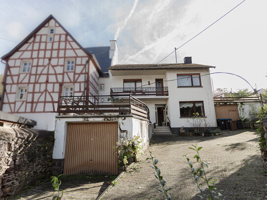 Ein Haus für die ganze Familie - mit 2 Terrassen, Balkon und Garage in hochwassersicherer Lage