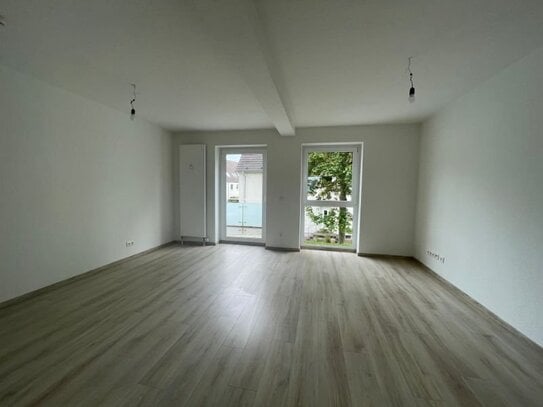 *** modernisierte 3 Zimmer Wohnung mit großem Balkon ***