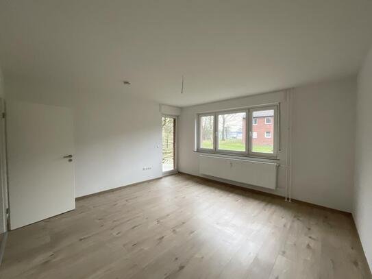 Komplett renovierte Wohnung mit Terrasse in Aurich-Sandhorst!