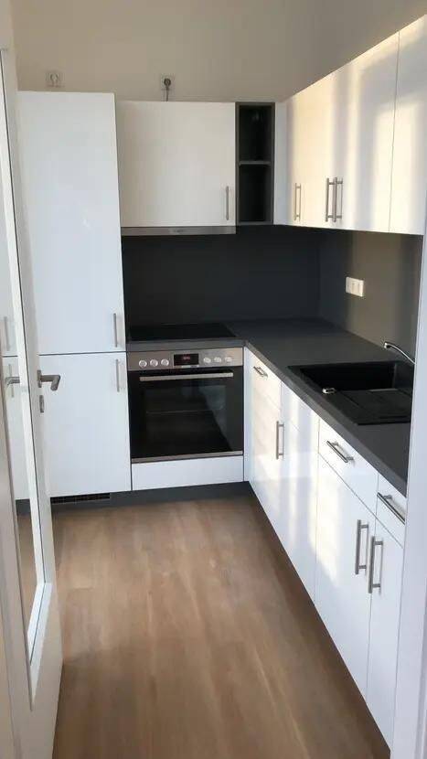 Helle 3-Zimmer-Dachgeschosswohnung mit großer Terrasse in Berlin-Tempelhof - Foto 1