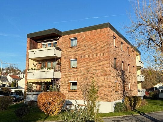 RESERVIERT! - Deggendorf: 4-Zi.-ETW m. Süd-Balkon - 2024 modernisiert - in ruhiger Wohnlage Nh. Schulzentrum!