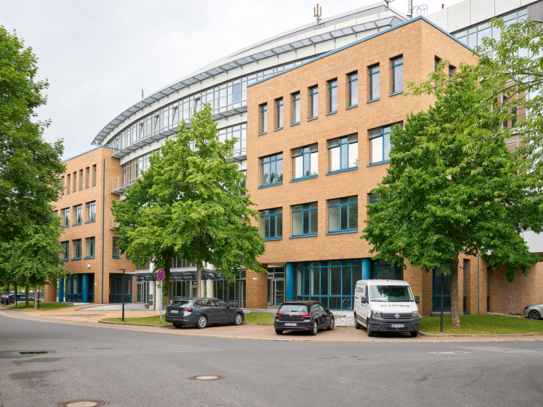 7.000 m² Büroflächen in beliebter Umgebung am Flughafen .BIS ZU 6 MONATE MIETFREI*