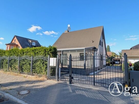 Großzügiges Einfamilienhaus in Berlin/Staaken mit Garage und Garten