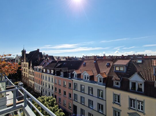 Helle 3,5 Zimmer-Maisonette-Wohnung im Paradies mit Balkone und Weitblick