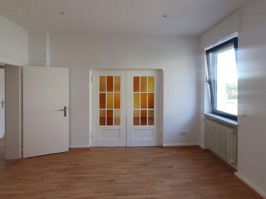 Hochwertig ausgestattete 3ZKB Wohnung mit EBK, Balkon - Am Homburg, Saarbrücken