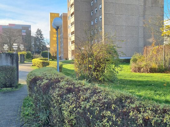 schön geschnittene 3 1/2 Zimmerwohnung mit Balkon in einem beliebten Wohngebiet