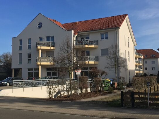 Kapitalanlage oder Alterswohnsitz! Ruhige 2-Zimmerwohnung mit Balkon und Stellplatz zu verkaufen!