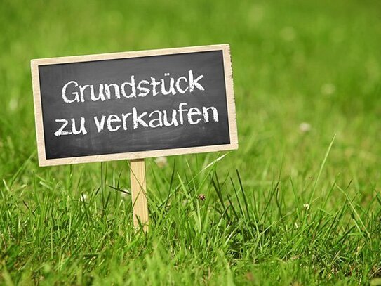 Schönes großes Grundstück mit positiver Bauvoranfrage für 9 Wohnungen