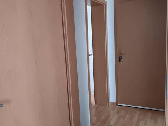 Für Kapitalanleger - eine gepflegte 2 Zimmer-Wohnung in Hof!