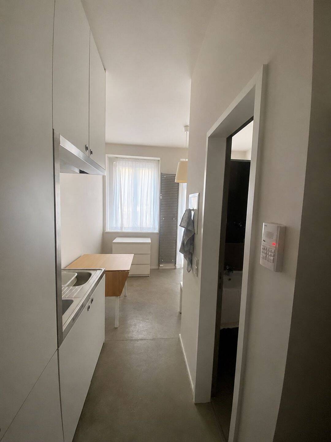 Möbliertes 1-Zimmer-Apartment nur für Studenten - Photo 1
