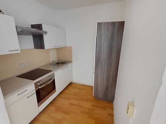 3-Raum-Wohnung mit Einbauküche und Balkon