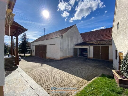 Leerstehend! ehemalige Hofstelle mit Wohnhaus, Stadel, Garagen und Bauplatz / Freifläche in Rohrbach!