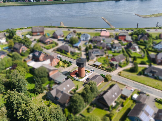 Panoramablick auf die Elbe - Wohnen im Wasserturm