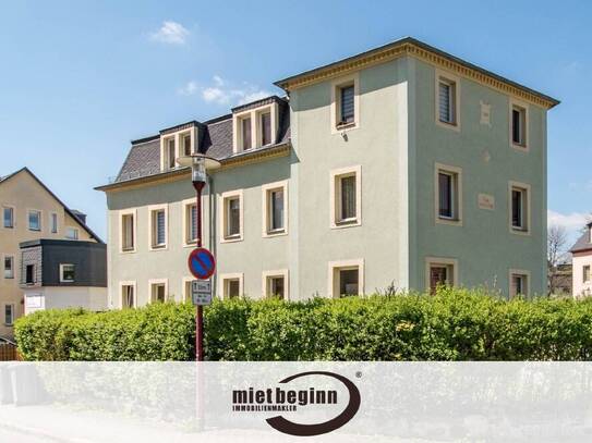 ERSTBEZUG NACH SANIERUNG - TERRASSE - WANNENBAD MIT FENSTER - RUHIG & ZENTRUMSNAH GELEGEN