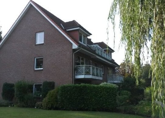 Schön gelegene 2-Zimmer Dachgeschoss Wohnung in Mölln direkt am Mühlenbach in der Natur