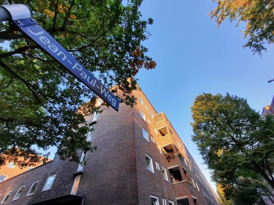 Mitten in der Jarrestadt! Attraktive 2,5-Zimmer-Wohnung mit sonniger Loggia in Winterhude