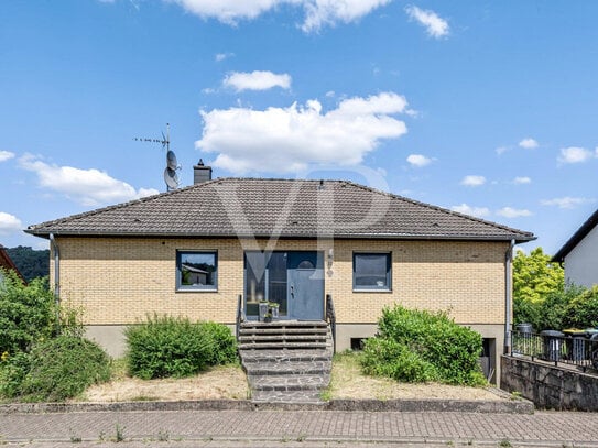 Idyllischer Winkelbungalow: Wohnen im Einklang mit Ruhe und Natur