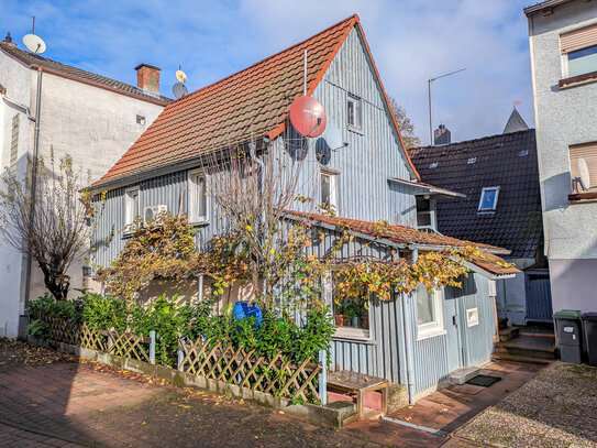 Kleines Haus in zentraler Lage von Erbach mit vielfältigen Nutzungsmöglichkeiten!