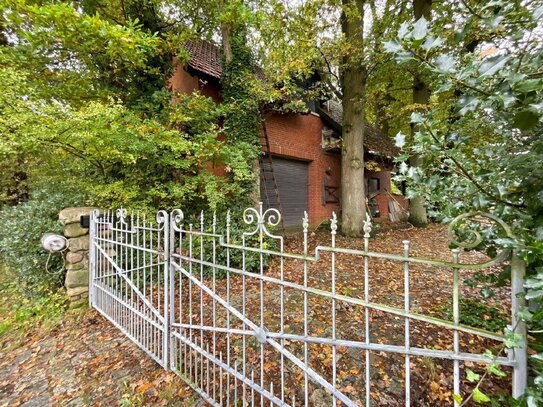 Bauland mit Resthofcharakter und großflächiger Wiese inkl. diverser Nebenanlagen, Garage, Werkstatt und Nutzungsmöglich…