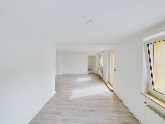 Helle 2,5 Zimmer Whg mit Balkon in exponierter der List