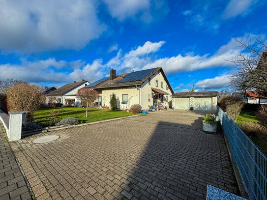 Charmantes Ein- oder Zweifamilienhaus in ruhiger Wohnlage in 91799 Langenaltheim