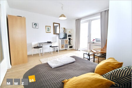 Pempelfort/Hofgarten: Kompaktes Buisiness-Apartment in top City-Wohnlage: Ruhige Wohnstraße in