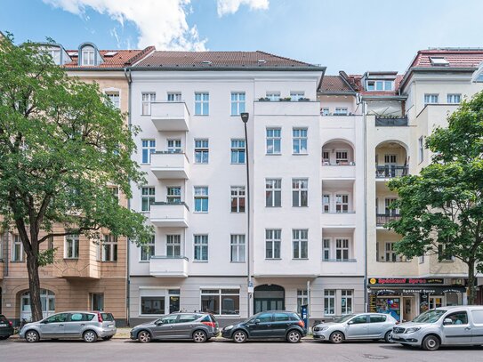 Apartment im Seitenflügel nahe der Spree in dynamischen Kiez