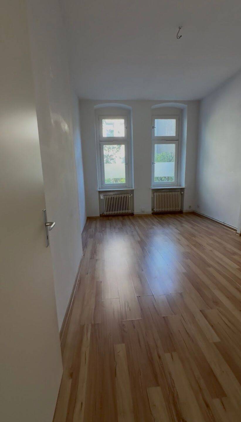Schöne 2-Zimmer Wohnung - nähe Spandau-Arcaden - mit Garten - Foto 1