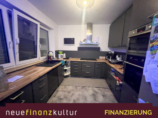 Schöne 4,5 Zimmer,-Wohnung mit Balkon und Stellplatz