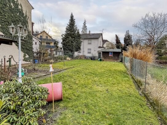 Vielseitiges Wohnen in naturnaher Lage - 2-Familienhaus mit großem Garten in Offenbach-Bürgel